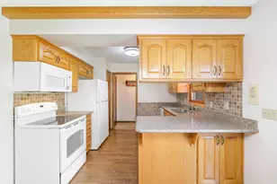 13050 Taylor St NE, Blaine, MN 55434 - Photo 11