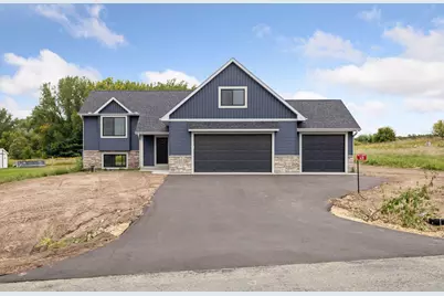 471 Coyote Way, New Richmond, WI 54017 - Photo 1