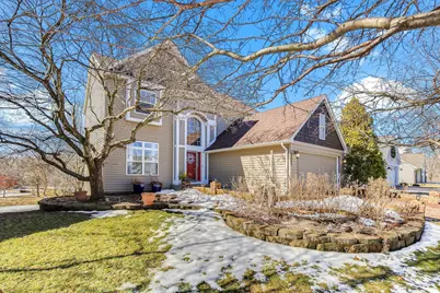 18883 95th Avenue N, Maple Grove, MN 55311 - Photo 1