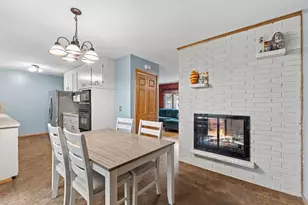 11220 Ridgemount Ave W, Plymouth, MN 55441 - Photo 13