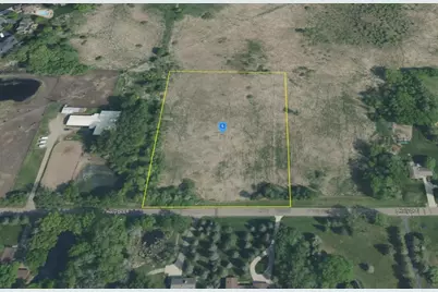 1601 Holly Drive E, Lino Lakes, MN 55038 - Photo 3