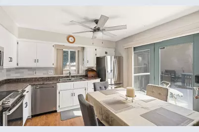 424 Aurora Avenue, Saint Paul, MN 55103 - Photo 7