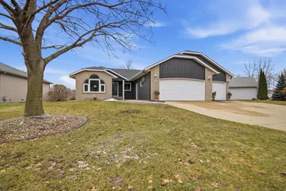 1437 Nottingham Drive, Owatonna, MN 55060 - Photo 1