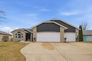 1437 Nottingham Dr, Owatonna, MN 55060 - Photo 57