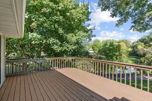 18208 Valley View Rd, Eden Prairie, MN 55346 - Photo 5