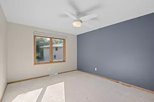 18208 Valley View Rd, Eden Prairie, MN 55346 - Photo 11