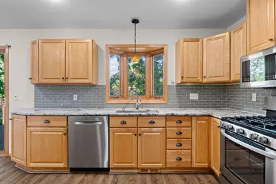 18208 Valley View Road, Eden Prairie, MN 55346 - Photo 3