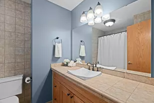 18208 Valley View Rd, Eden Prairie, MN 55346 - Photo 15