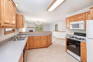 1630 Mackubin St, Saint Paul, MN 55117 - Photo 11