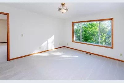 1630 Mackubin Street, Saint Paul, MN 55117 - Photo 15