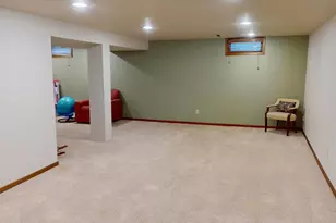 1915 6th Ave NW, Austin, MN 55912 - Photo 35