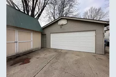 431 W Luverne Street, Luverne, MN 56156 - Photo 37