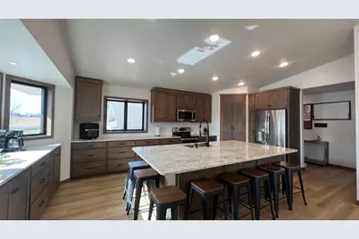 7352 Ahles Road, Saint Cloud, MN 56301 - Photo 9