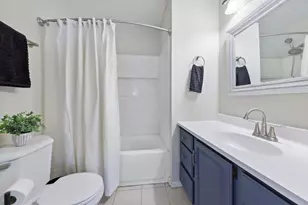 8782 210th St W, Lakeville, MN 55044 - Photo 11