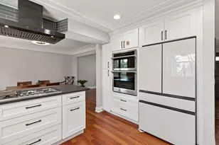 15011 Oakland Ave, Burnsville, MN 55306 - Photo 3