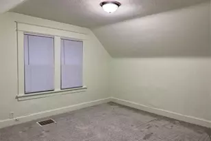 904 Jessamine Ave E, Saint Paul, MN 55106 - Photo 27