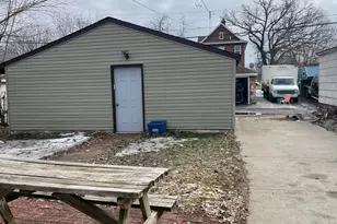 904 Jessamine Ave E, Saint Paul, MN 55106 - Photo 3