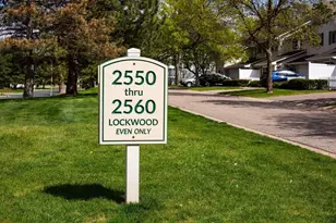 2556 Lockwood Dr, Mendota Heights, MN 55120 - Photo 3