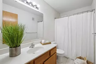 17878 Cobblestone Way, Eden Prairie, MN 55347 - Photo 13