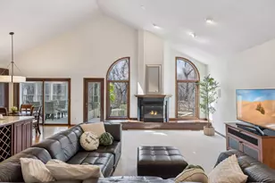 9440 Abigail Ct, Inver Grove Heights, MN 55077 - Photo 9