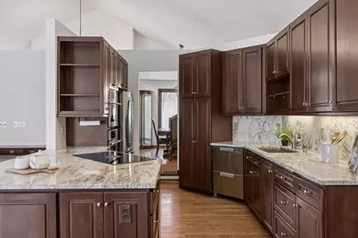 9440 Abigail Court, Inver Grove Heights, MN 55077 - Photo 5