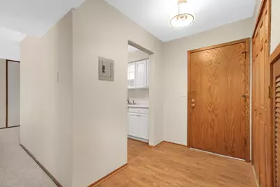 2210 Midland Grove Road #306, Roseville, MN 55113 - Photo 3