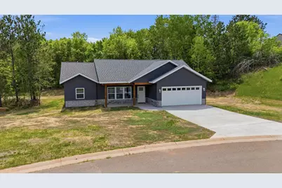 912 Carter Circle, Eveleth, MN 55734 - Photo 1