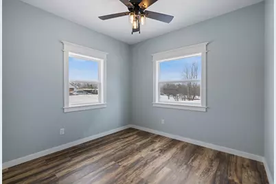 912 Carter Circle, Eveleth, MN 55734 - Photo 21