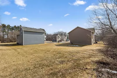 30682 Revere Avenue, Shafer, MN 55074 - Photo 7
