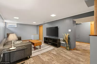 1370 Barclay Street, Saint Paul, MN 55106 - Photo 31