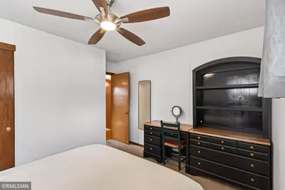 1370 Barclay Street, Saint Paul, MN 55106 - Photo 21