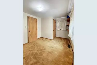 1913 6th Avenue NE, Austin, MN 55912 - Photo 17