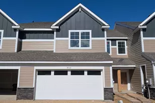 4012 Hayward Ave N, Oakdale, MN 55025 - Photo 1