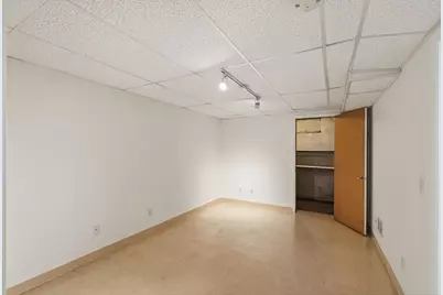 317 Snelling Avenue S, Saint Paul, MN 55105 - Photo 37