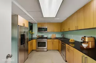 317 Snelling Ave S, Saint Paul, MN 55105 - Photo 47