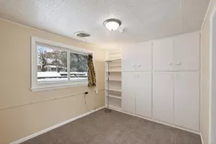 317 Snelling Ave S, Saint Paul, MN 55105 - Photo 33