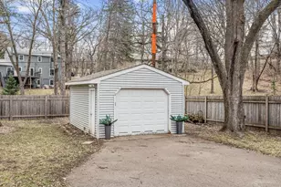 16100 Temple Dr, Minnetonka, MN 55345 - Photo 27