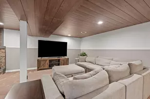 16100 Temple Dr, Minnetonka, MN 55345 - Photo 19