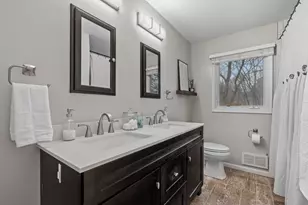 16100 Temple Dr, Minnetonka, MN 55345 - Photo 11