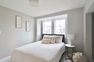 2011 2nd Ave N, Minneapolis, MN 55405 - Photo 37