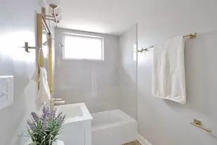 2011 2nd Ave N, Minneapolis, MN 55405 - Photo 33