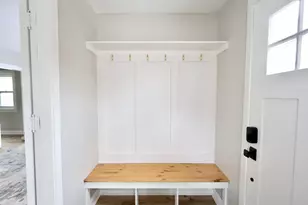 2011 2nd Ave N, Minneapolis, MN 55405 - Photo 17