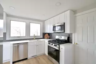 2011 2nd Ave N, Minneapolis, MN 55405 - Photo 29