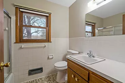 3231 Zane Avenue N, Crystal, MN 55422 - Photo 17