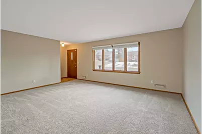 3231 Zane Avenue N, Crystal, MN 55422 - Photo 3