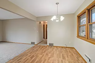 3231 Zane Ave N, Crystal, MN 55422 - Photo 7