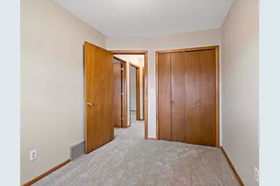 3231 Zane Avenue N, Crystal, MN 55422 - Photo 19