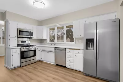 4617 Maryland Avenue N, Crystal, MN 55428 - Photo 11