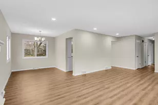 4617 Maryland Ave N, Crystal, MN 55428 - Photo 7