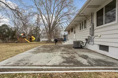 4617 Maryland Avenue N, Crystal, MN 55428 - Photo 29